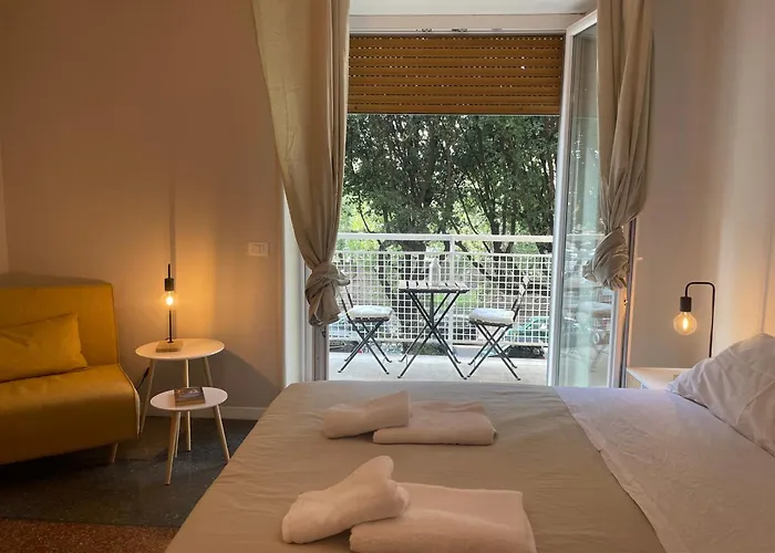 Vatican Cosy Hideout - Center - Freewifi - Parking Apartment